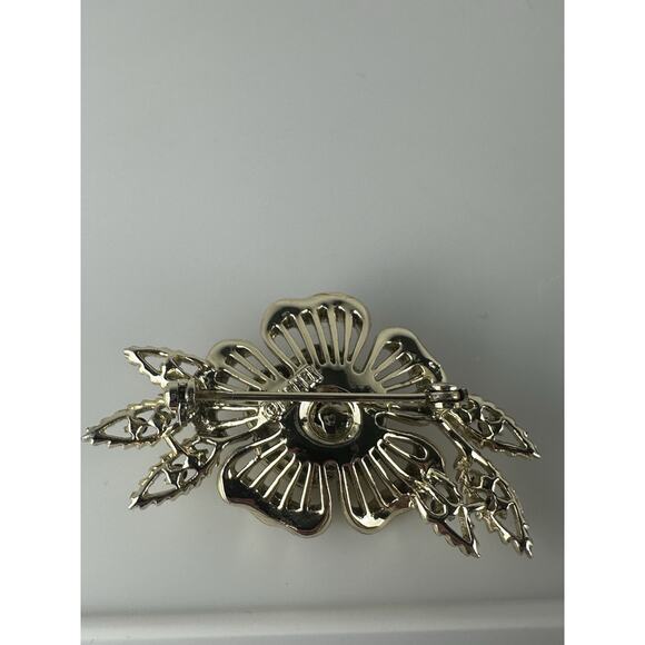 Vintage Signed Lisner Marcasite Rose Flower Leaf Costume Brooch Pin Silver Tone - Picture 6 of 6